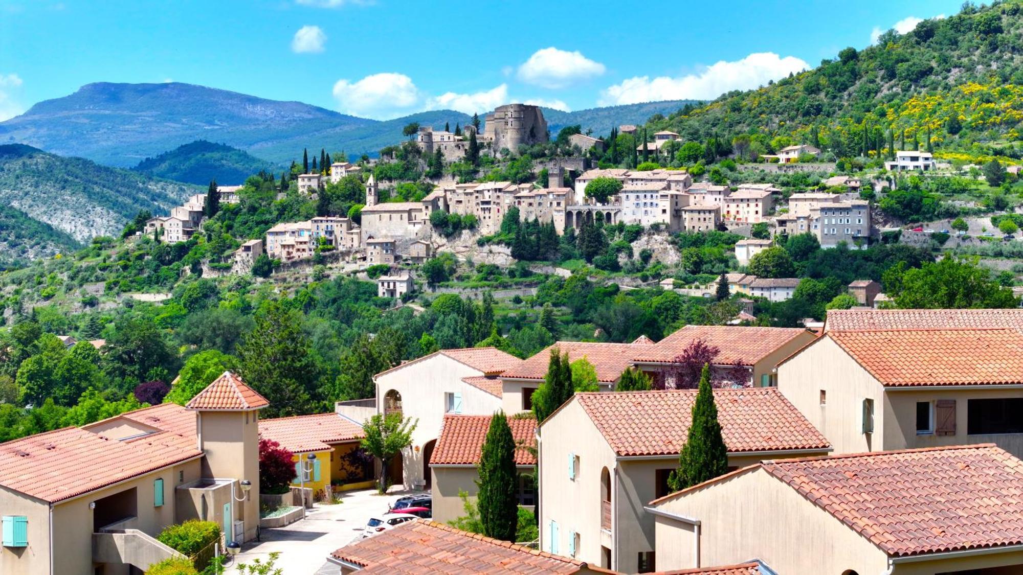 Vacances Leo Lagrange - Le Village Des Lavandes Montbrun-les-Bains Exterior foto